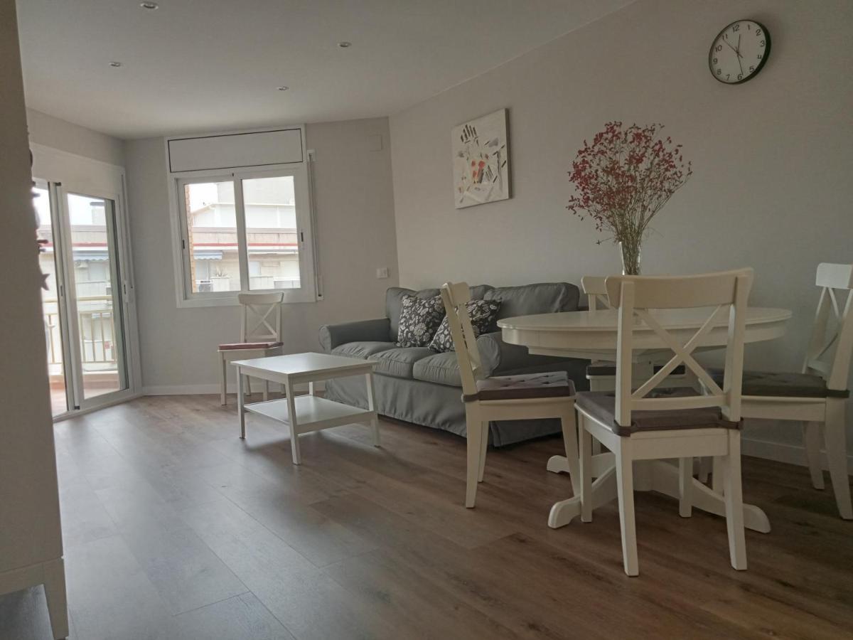 Seafront Apartment Pineda Beach ラ・ピネーダ エクステリア 写真
