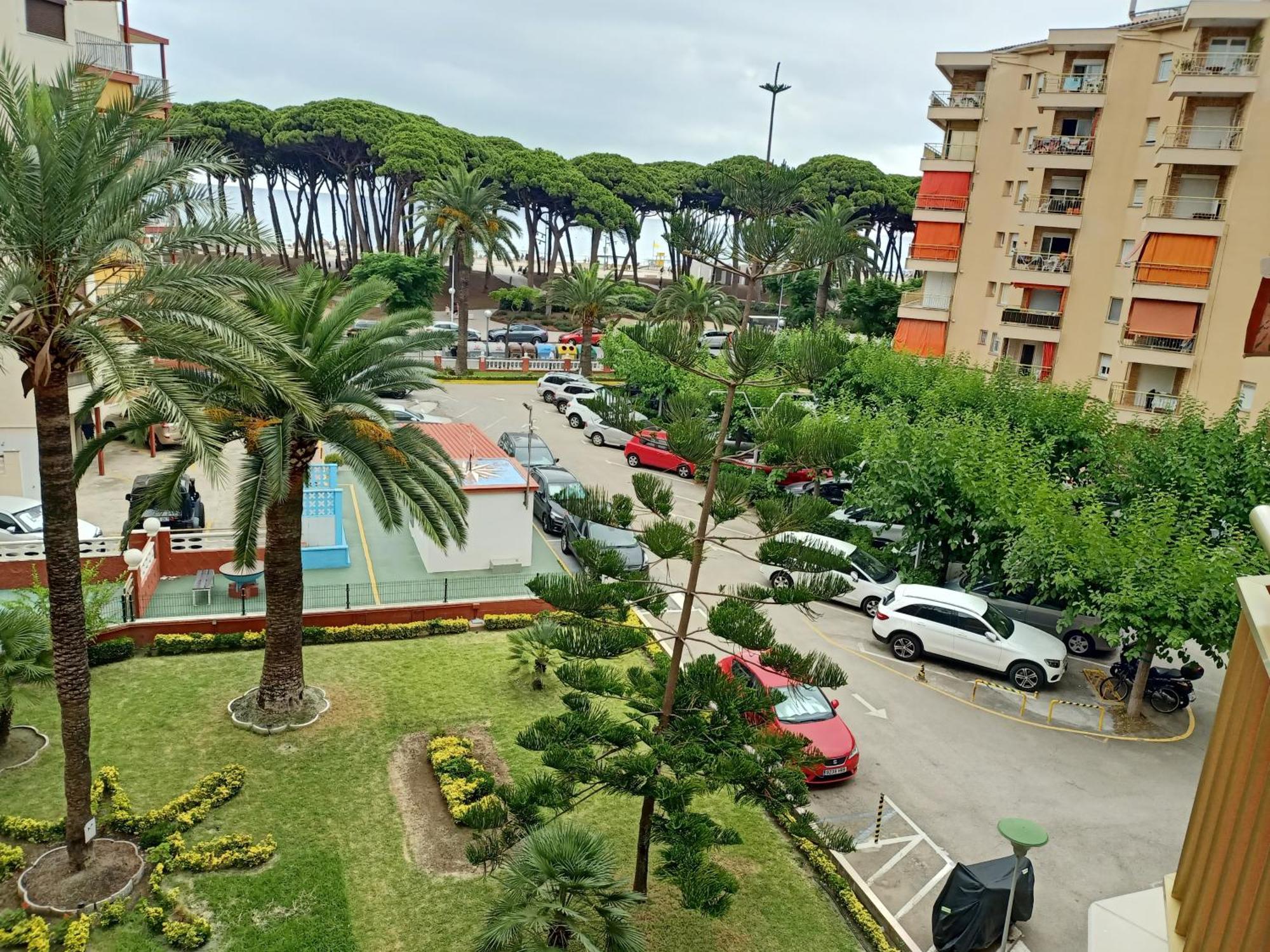 Seafront Apartment Pineda Beach ラ・ピネーダ エクステリア 写真